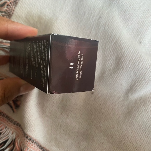 4.6 𝐒𝐦𝐚𝐬𝐡𝐛𝐨𝐱 𝐒𝐭𝐮𝐝𝐢𝐨 𝐒𝐤𝐢𝐧 - Picture 3 of 4